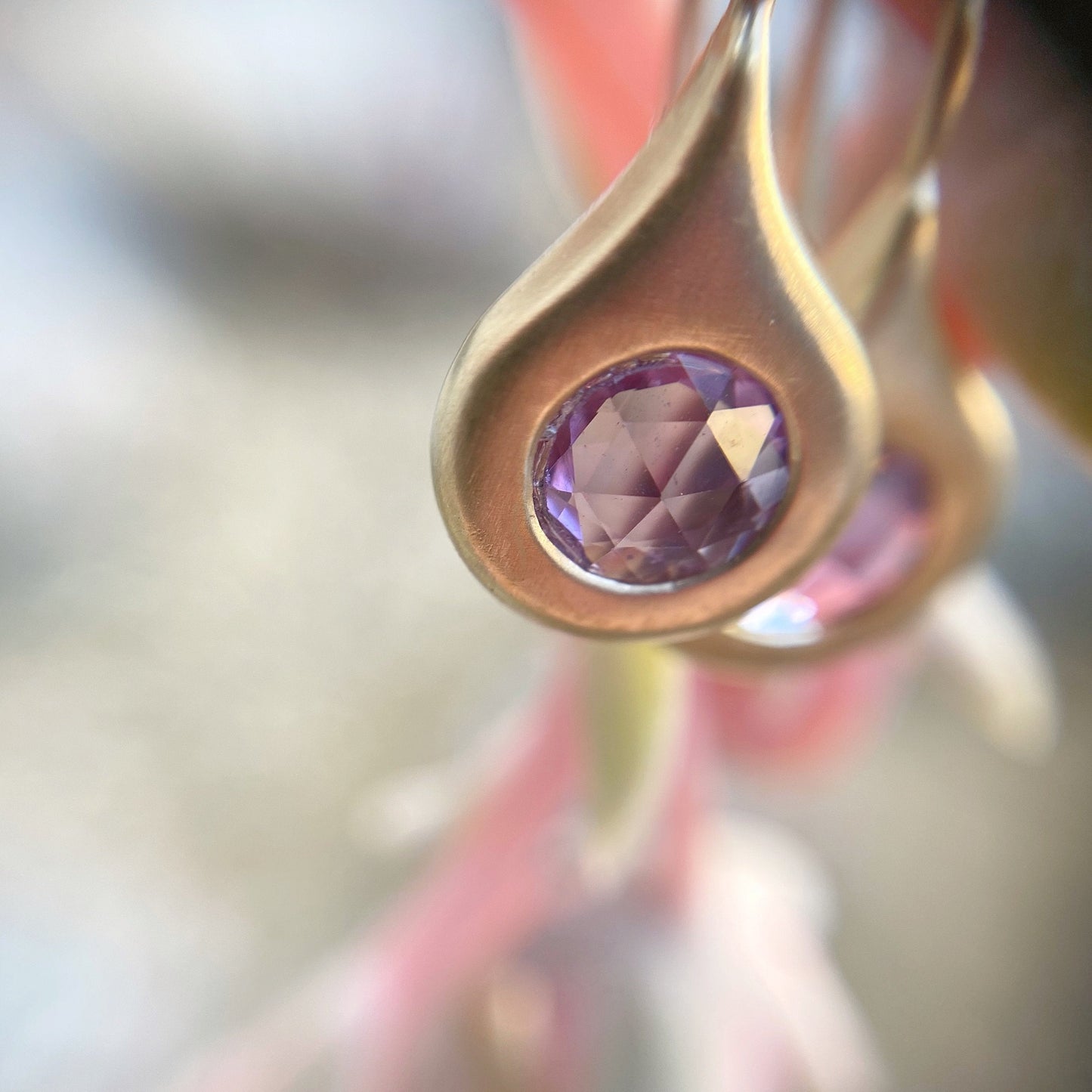 rose cut sapphire earrings in gold