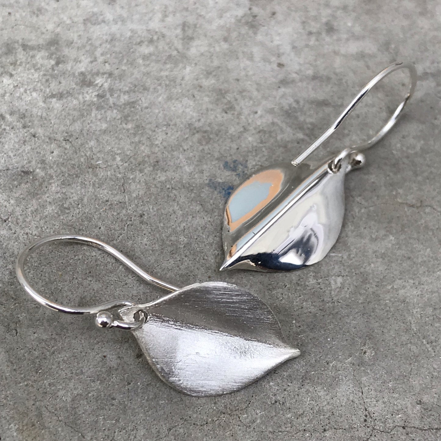 Petite Whisper White Gold Leaf Earrings-earrings-NIXIN-Sterling Silver-NIXIN