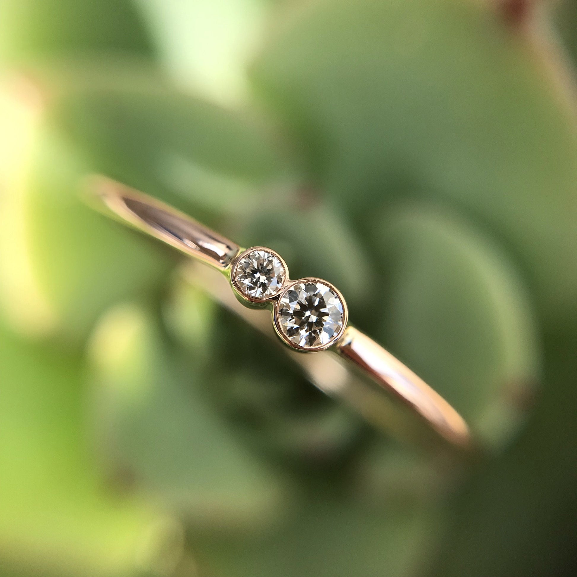 Kissing Diamonds Delicate Gold Ring-ring-NIXIN-NIXIN