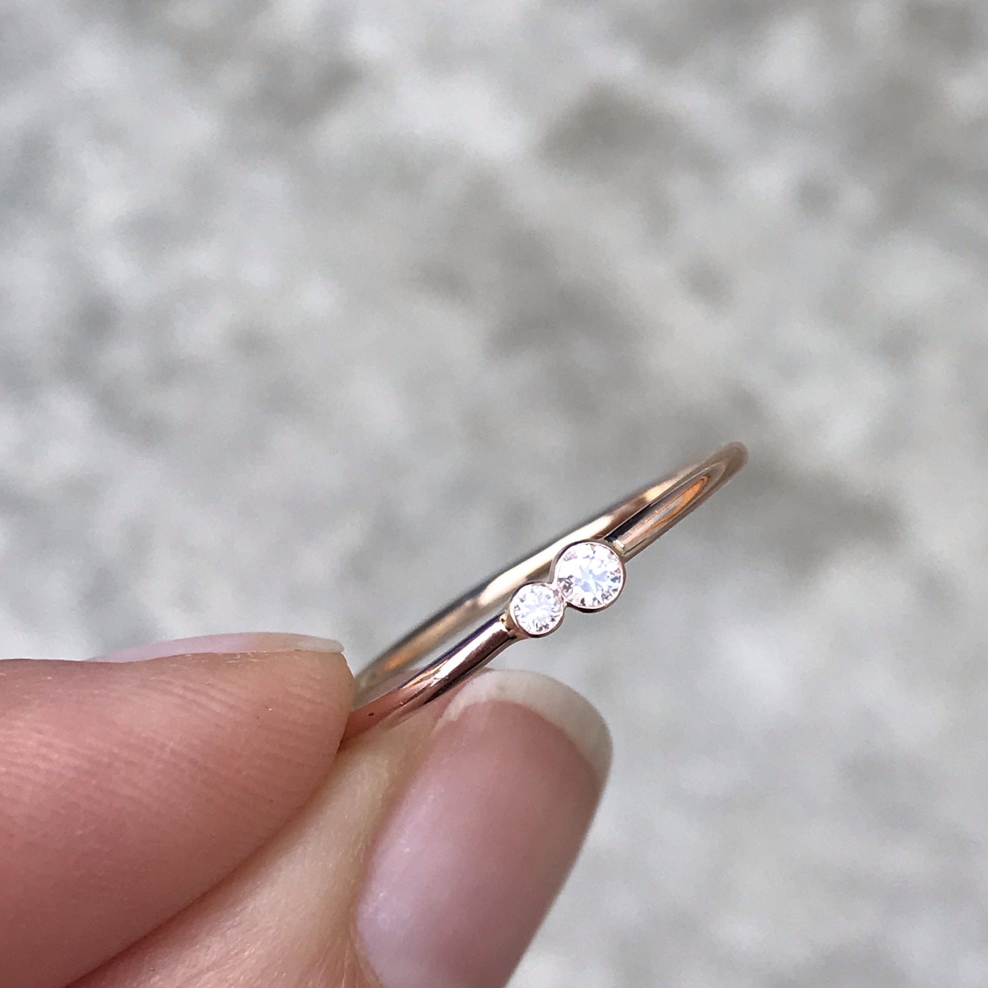 Kissing Diamonds Delicate Gold Ring-ring-NIXIN-NIXIN