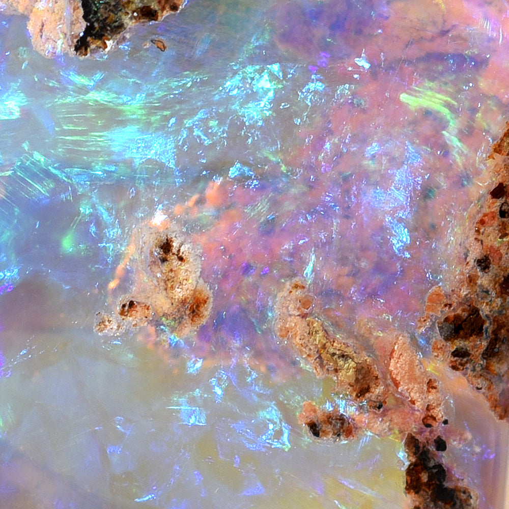 Australian opal close up shot by NIXIN Jewelry