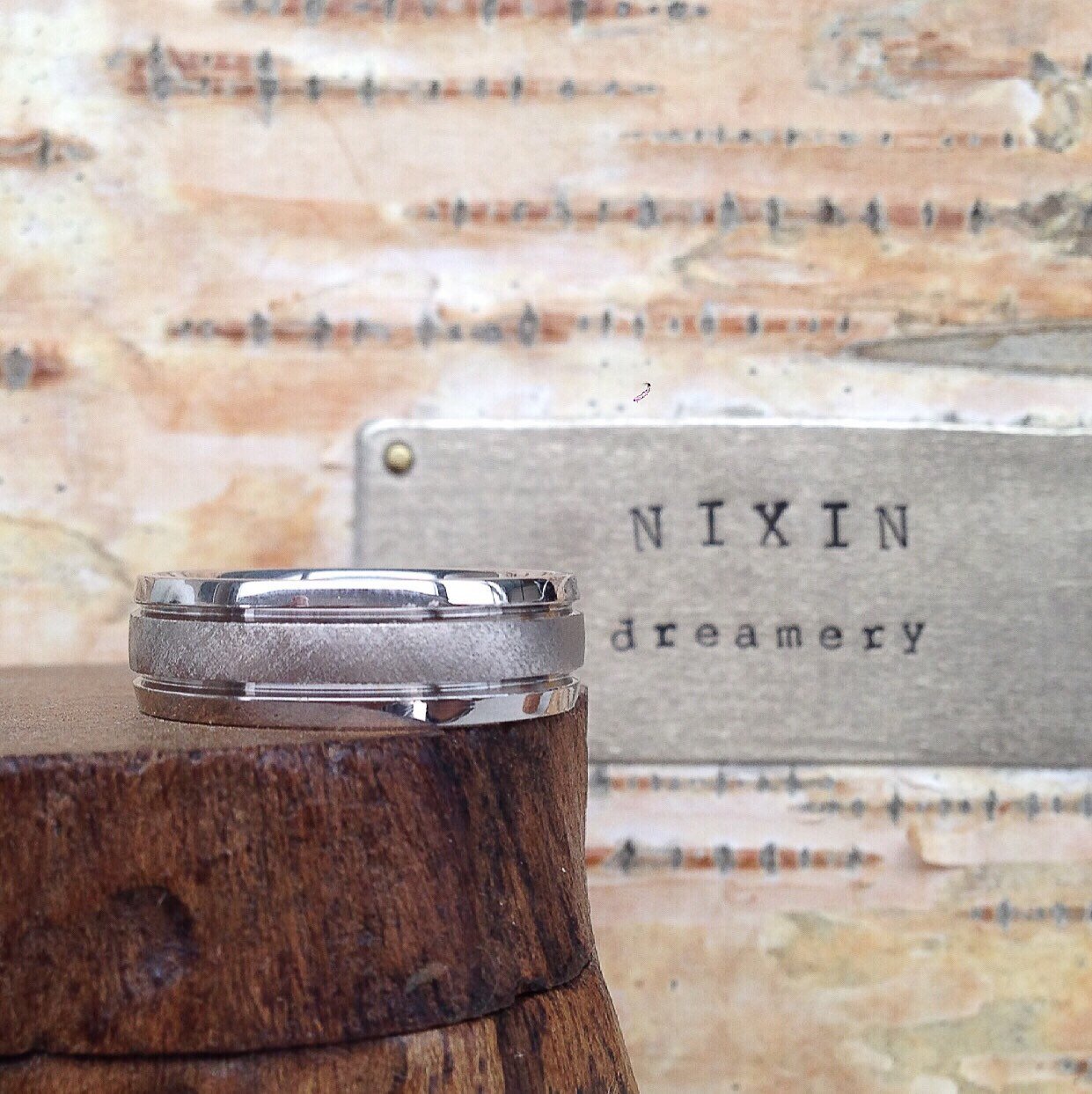 Beckett Classic Unisex Gold Wedding Band by NIXIN Jewelry