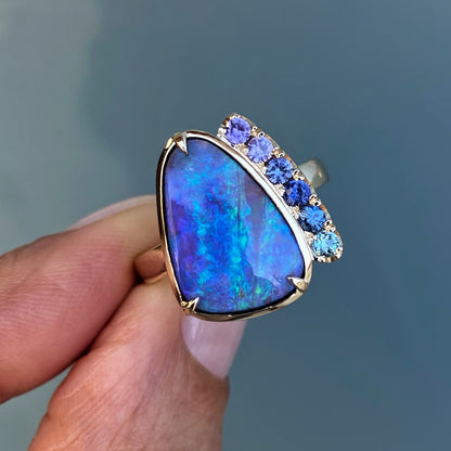 Gold opal sapphire ring by NIXIN Jewelry